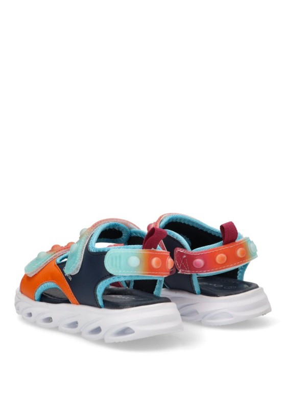 Deportivas NIKE LEGEND ESSENTIAL 2 color blanco y ROSA para mujer